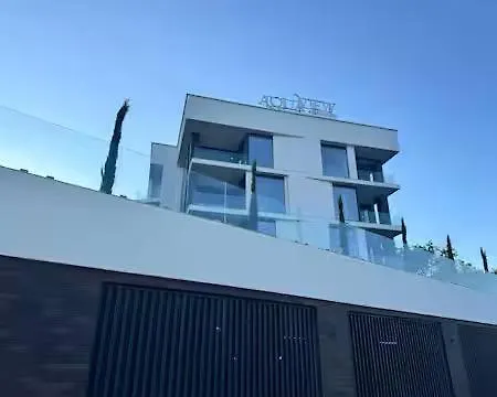 Διαμέρισμα Aqua With Pool By The Βάρνα